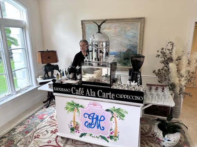 Café Ala Carte - 1
