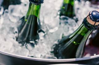 Bottles & Ice, Bar Service - 11