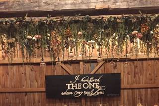 Sonshine Barn Wedding & Event Center - 29