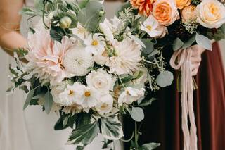 Emily Herzig Floral Studio - 17