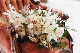 The Charming Details - 7