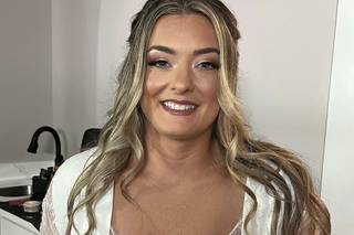 Lamoureux Makeup Artistry - 14