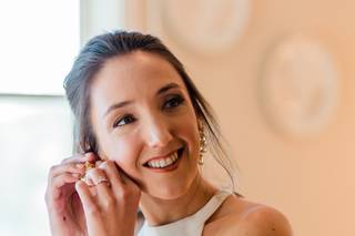 A DIVINE BEAUTY BOUTIQUE & SPA - 13