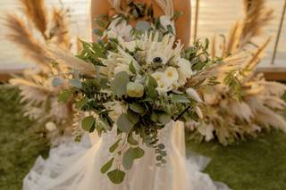 Brides N Blooms Wholesale and Designs - 25