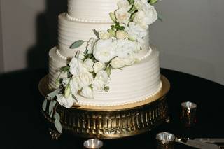 Bloom Custom Cakes - 25