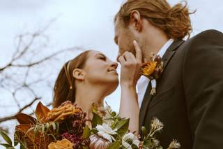 Wild Poppy Florists - 12