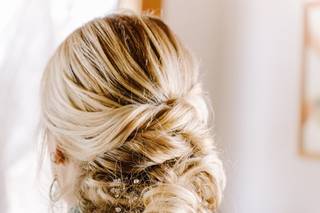 LUX Beauty & Bridal - 54