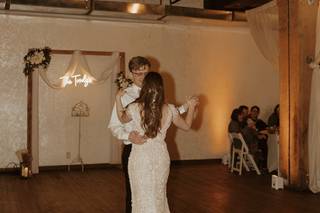 Vintage Ballroom - 6