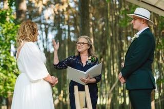 Rev. Shannon Wall, Joyful Weddings for All! - 13