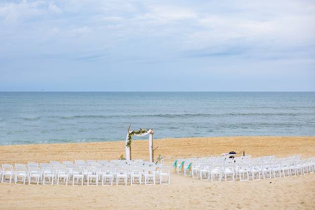 Village Beach Club 3