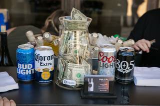 Bottles & Ice, Bar Service - 17