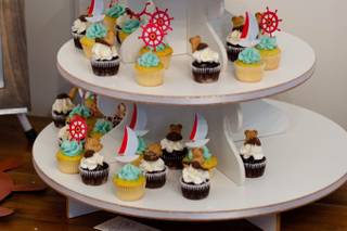 BuzzyBakes Catering - 21