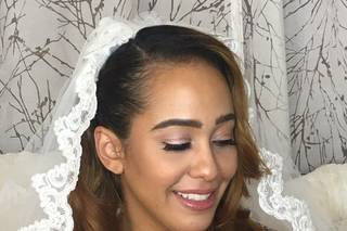 Lash Out Loud Beauty Bar - 67