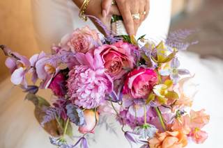 Royal Bee Flower Co. - 11