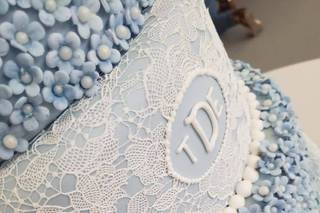 Lake House Cake by Shannon - 83