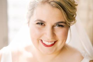 Modern Bridal Studio - 19