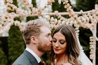 R&Co. Bridal Beauty Team - 28