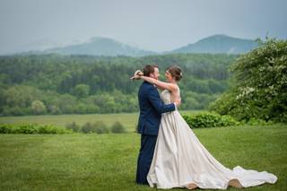 New York Bride & Groom of Raleigh - 64