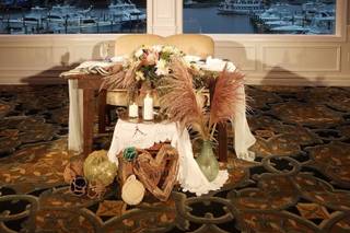 The Crystal Point Yacht Club - 24