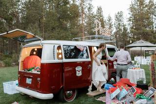 Bend VW Photo Bus - 8
