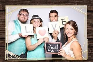 Laughbooth Photo Booth - 12