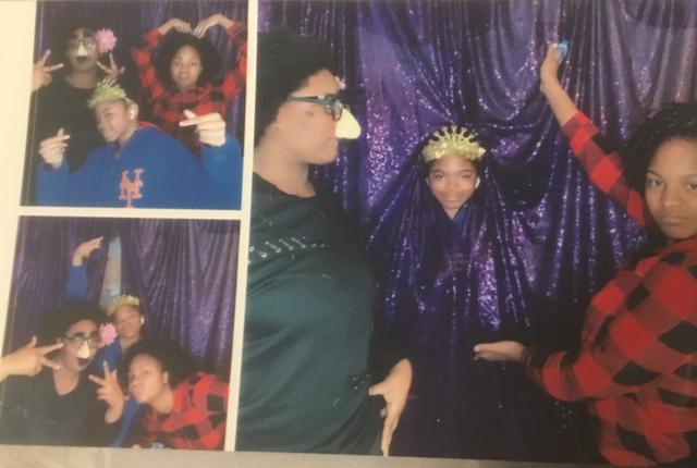 A. Daley Designs Photo Booth - 3