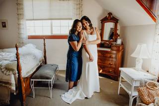 Sincerely Photo + Video - 10