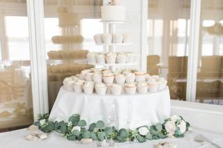 Incredible Edibles Bakery - 49