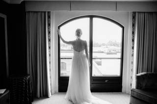 Graduate Annapolis - 27