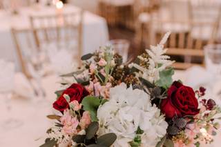 Petal's Edge Floral Design - 26