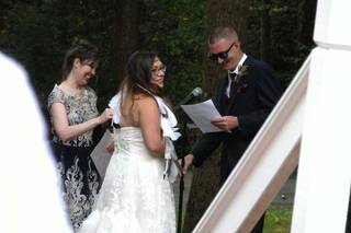 Stephanie J Gundy, Celebrant - 31