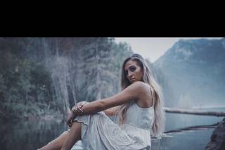 Grace Wallace Photo - 7