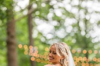Larissa Lake Makeup Artist & Co. - 21