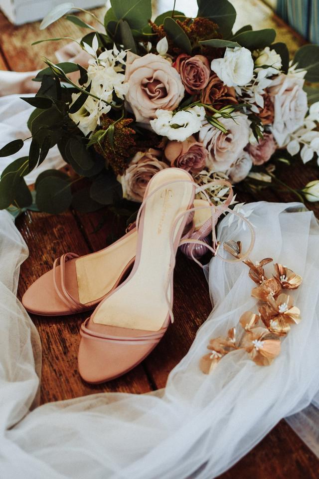 Bea's Flowers and Gifts - 2