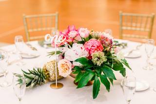 Signature Florals - Flowers - Fort Myers, FL - WeddingWire