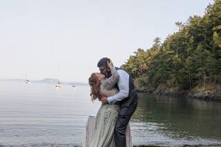 Orcas Weddings Officiant - 37