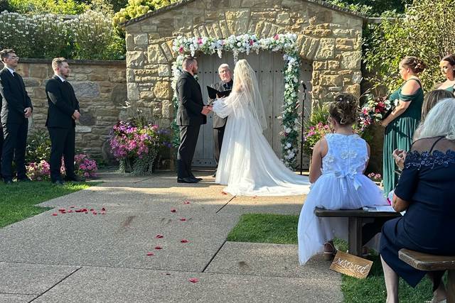 Pittsburgh Wedding Officiant 3