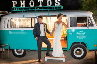Happy Camper Photo Bus - 44