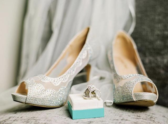 Darla Divine Photography & Elopements - 1