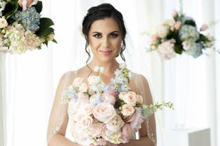 REFeyeANCE Makeup & Hair - 12