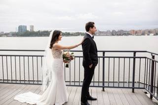 Sunset Terrace at Chelsea Piers - 16