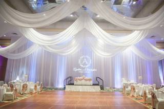 The Rosen Plaza Hotel - 20