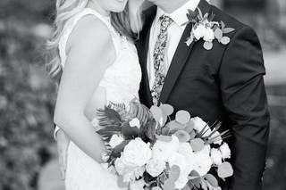 Hair & Makeup by Karissa Lorinne - 12