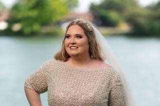 Volle's Bridal & Boutique - 18
