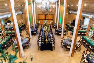 Whispering Oaks Wedding Venue - 26