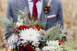 Easily Arranged Floral Design - 10