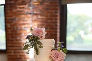Chickadee Hill Cakes - 57