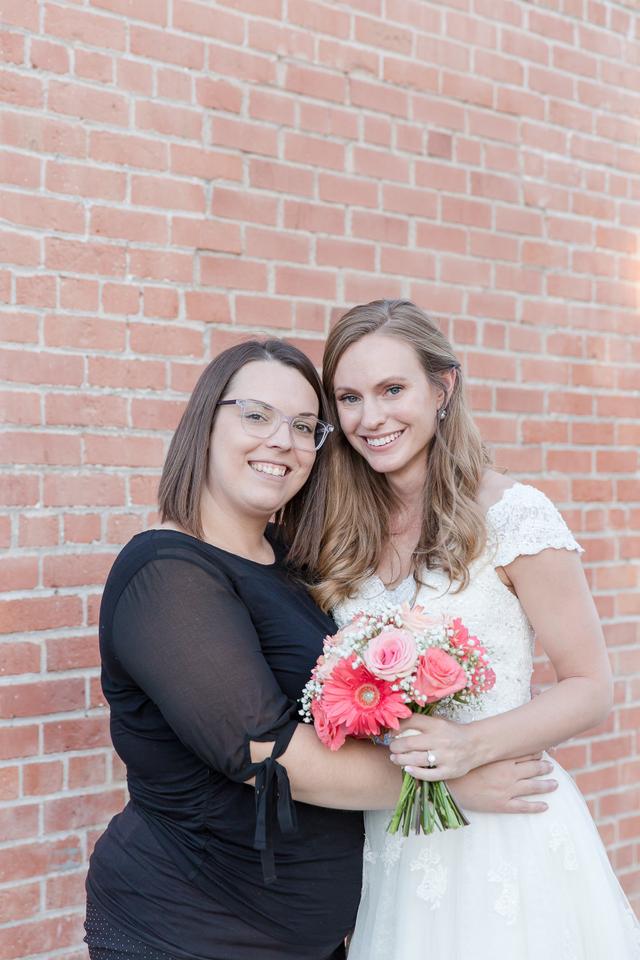 Lauras Events & Weddings Unleashed LLC - 1