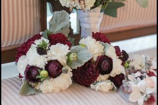 Heidi's Hobbies Floral & Gifts - 35