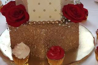 The Exclusive Cake Shop - 16